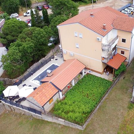 Apartments Njegovan Crikvenica Exterior photo